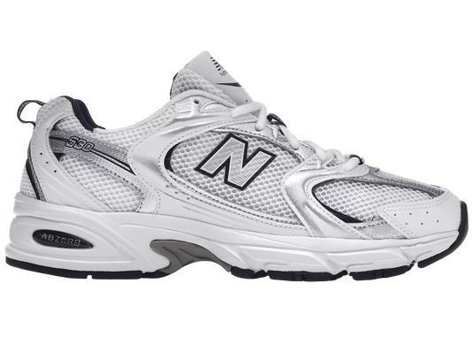 New Balance 530 en plateado blanco y azul marino