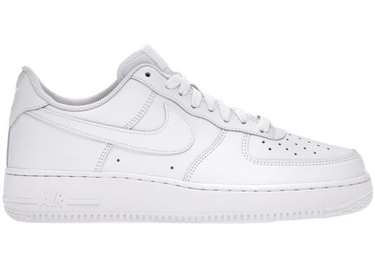 Nike Air Force 1 Low '07 en blanco